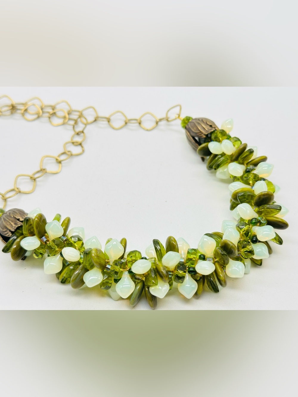 Green Glass Beaded Cluster Necklace Brass Gold Tone Chain Botanical Leaves